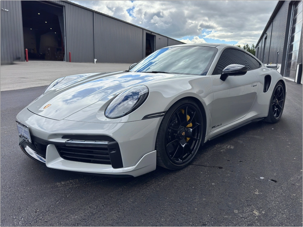 2021 Porsche 911 Turbo S alt