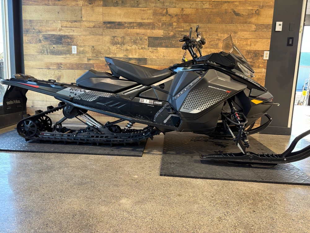 Ski-doo Backcountry X 850 E-tec 2019 alt