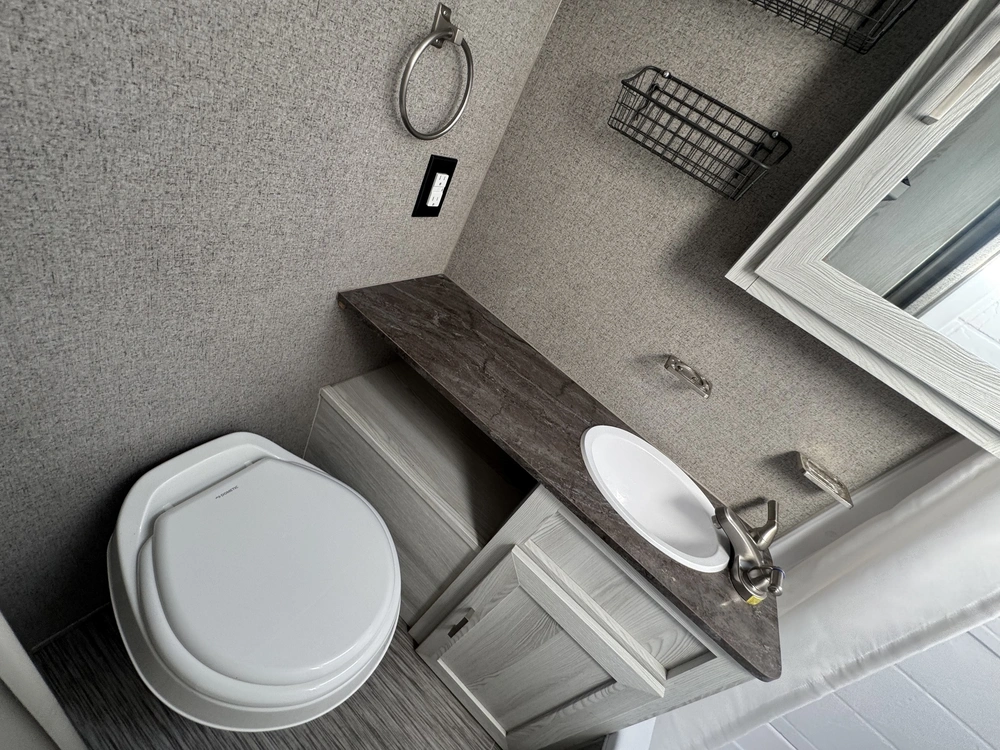 Forest River Flagstaff/e-pro 16bh 2020 alt