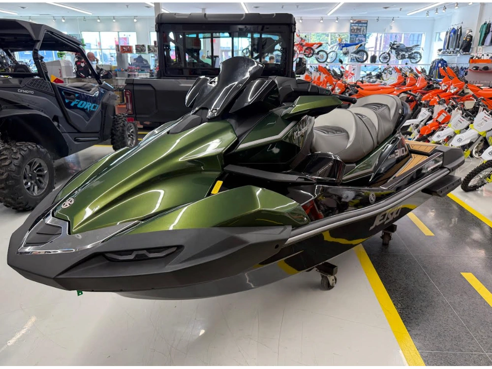 2025 Kawasaki Ultra 310 Lx alt