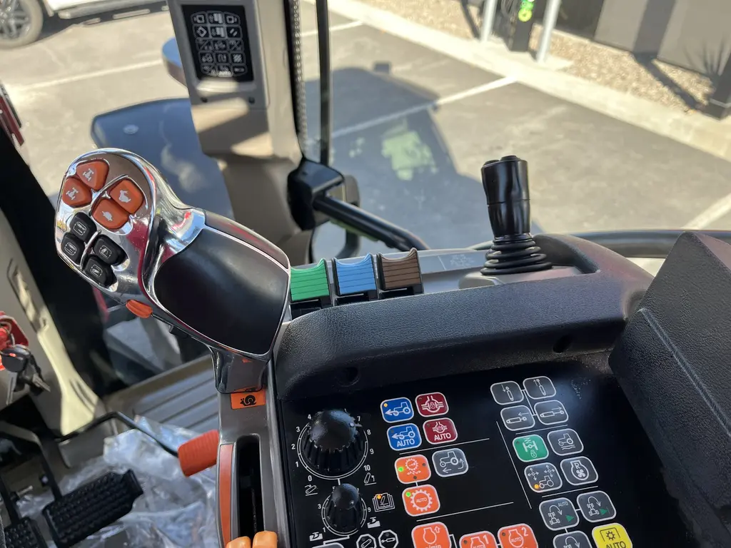 2021 Case IH Vestrum 100 CVX