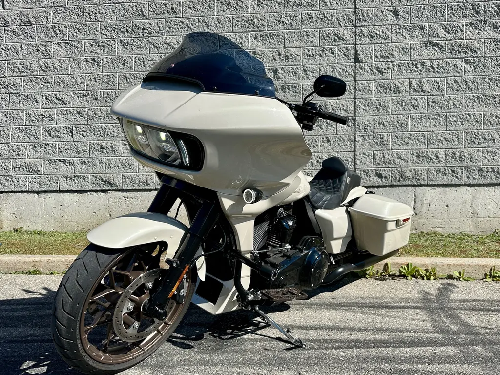 Harley-Davidson FLTRXST Road GlideFLTRXST 2023