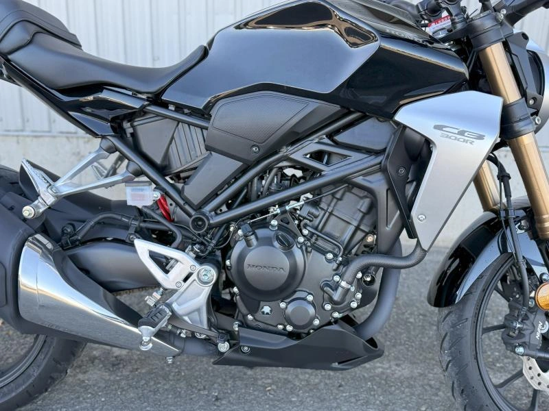 Honda Cb300ra 2022 alt