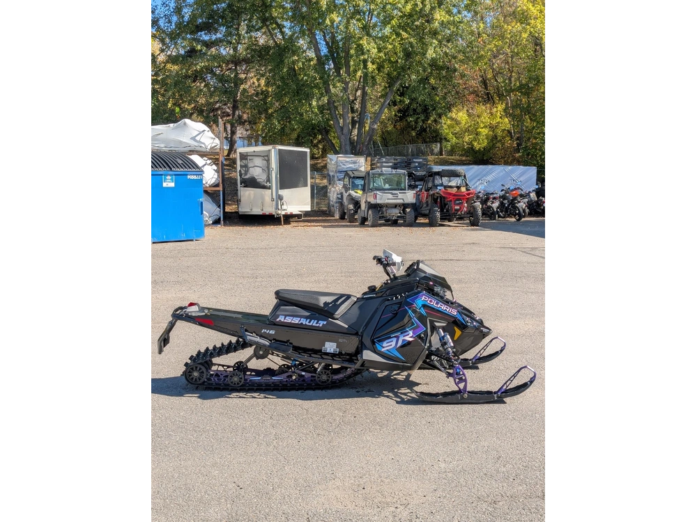 2025 Polaris Sno-25 9r Sb Assault 146 Le Switchback Special Edition Patriot | 📍 Beauce Sports – Rive-sud Québec 📍 | ⏱️ À 20 Min Des Ponts De Québec ⏱️ alt