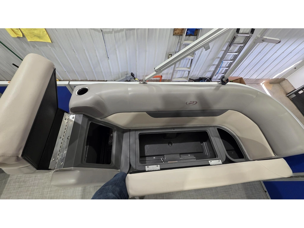 Princecraft Vectra 23 2022 alt