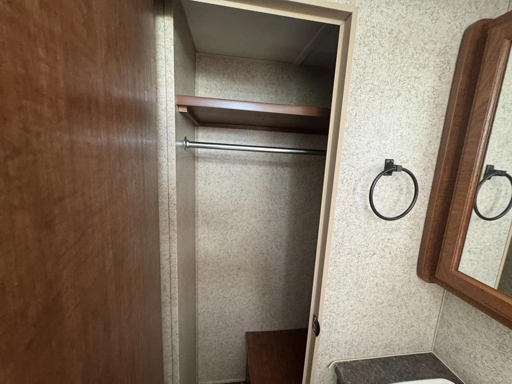 Skyline Nomad 207 2013 alt