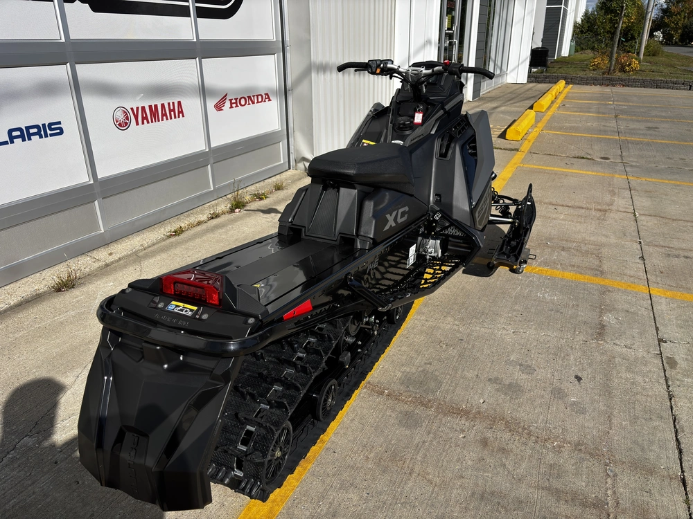 2024 Polaris 850 Switchback Xc 146 alt