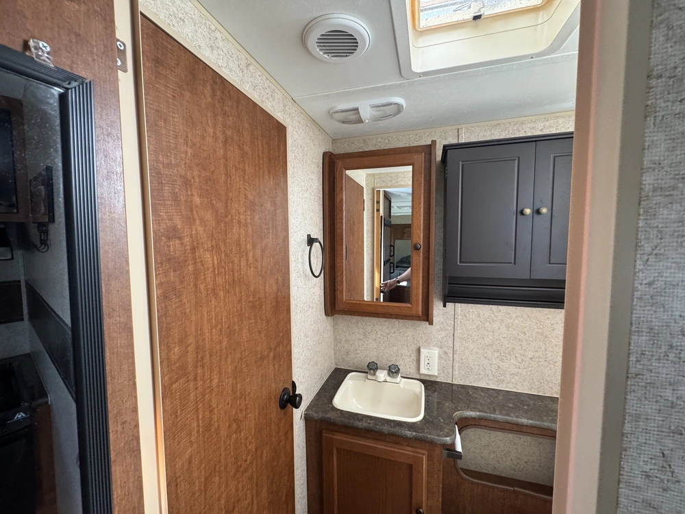 Skyline Nomad 207 2013 alt