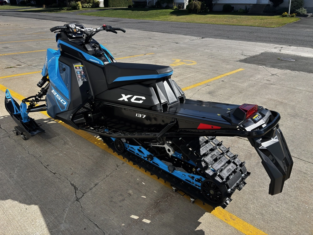 2024 Polaris 850 Indy Xc 137 alt