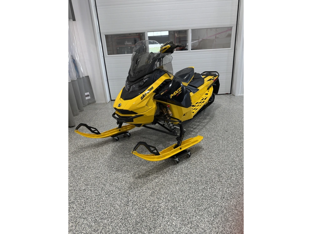 2025 Ski-doo Mxz X-rs W/ Competition Pkg 850 E-tec Turbo R Ripsaw Ii 2-ply 1.25" Shot W/ 10.25" Touchscreen alt
