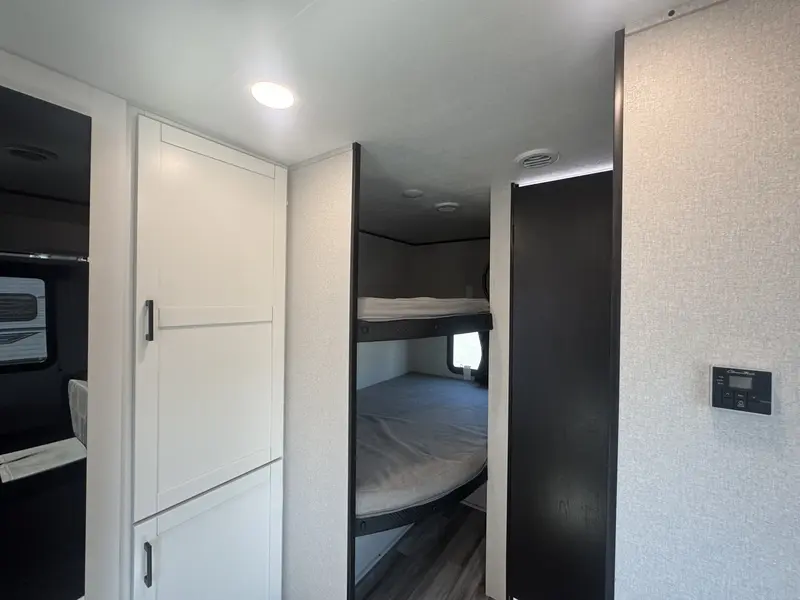 2026 Jayco JAY FLIGHT SLX 261BHS