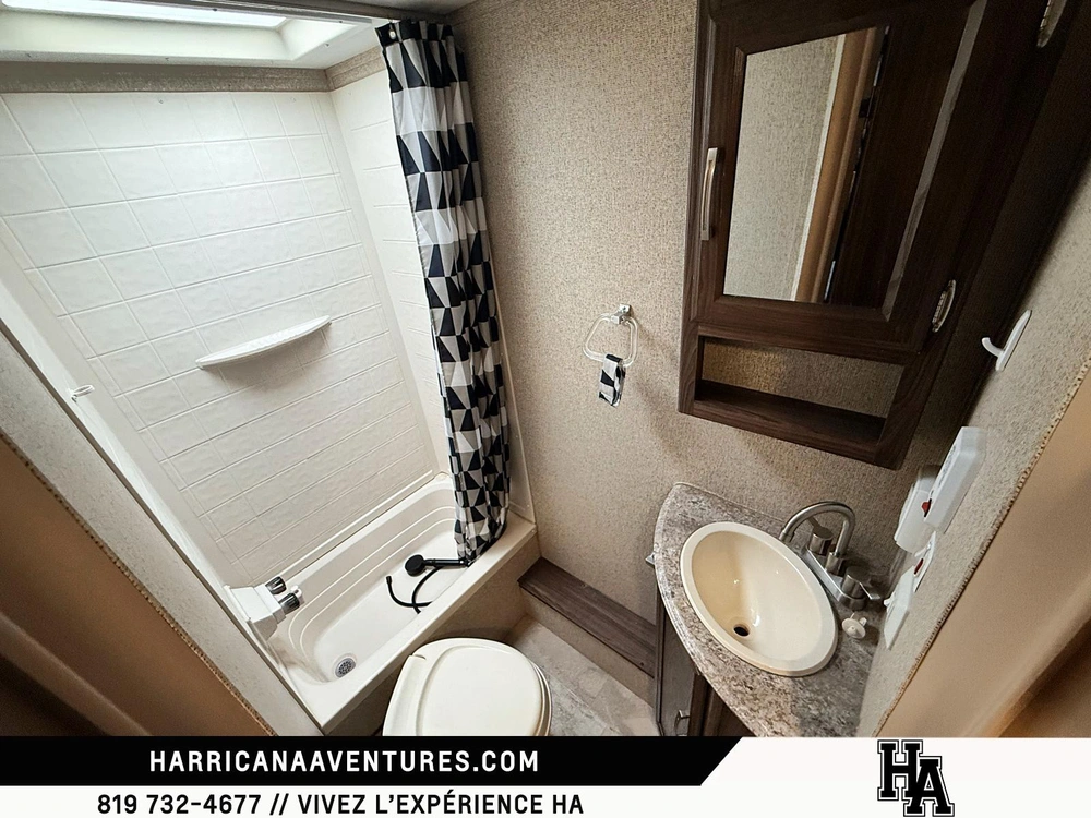 Apex 245bhs 2018 alt