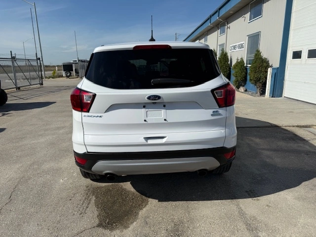 2019 Ford Escape Se alt