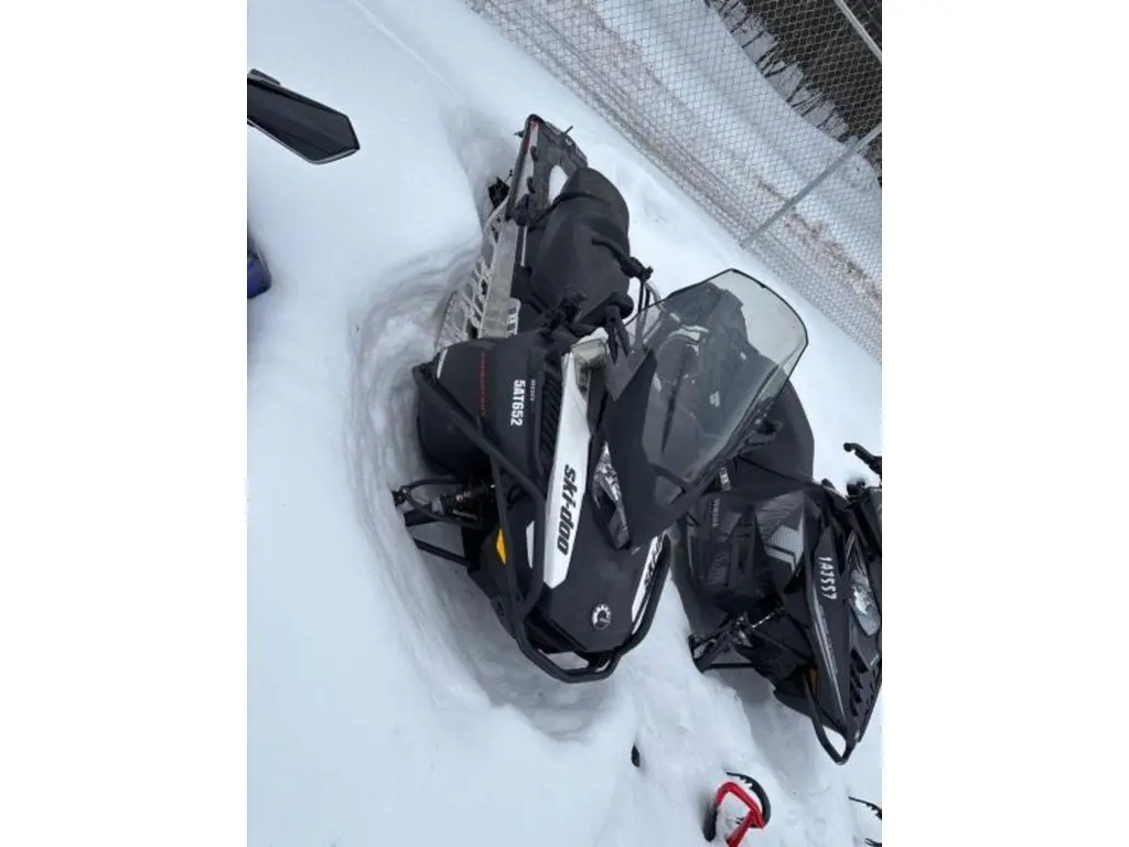 2022 Ski-Doo Expedition® Sport – EARLY INTRO 900 ACE