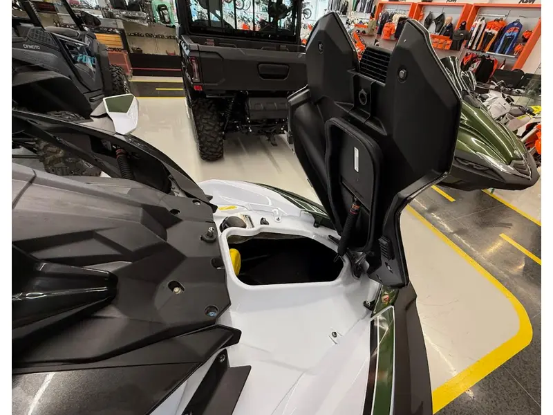 2025 Kawasaki ULTRA 160 LX-S ANGLER thumbnail 6
