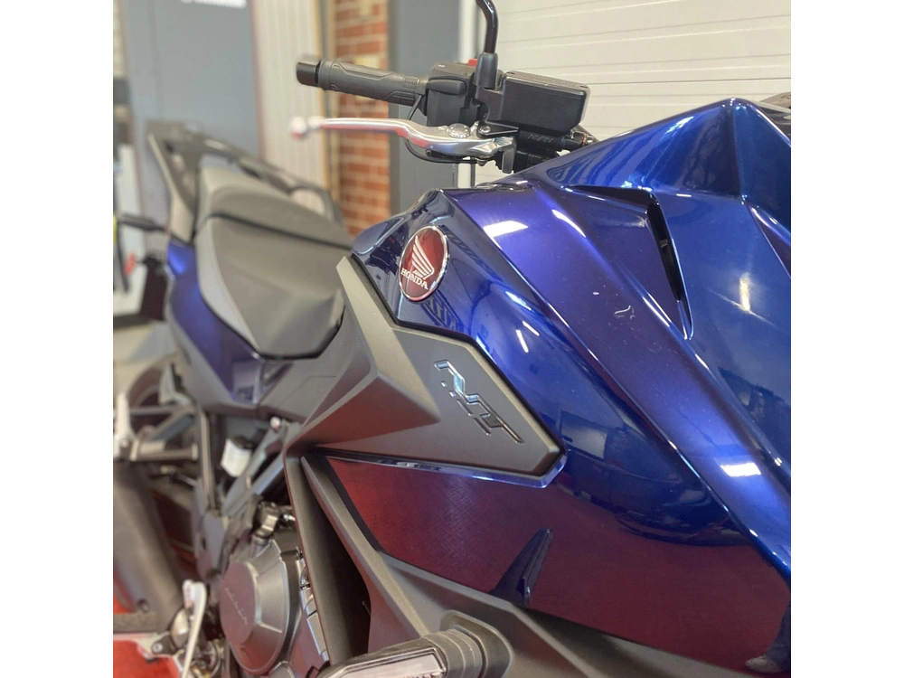 2025 Honda Nt1100 alt