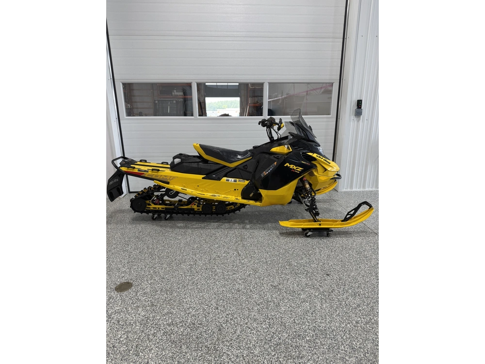 2025 Ski-doo Mxz X-rs W/ Competition Pkg 850 E-tec Turbo R Ripsaw Ii 2-ply 1.25" Shot W/ 10.25" Touchscreen alt
