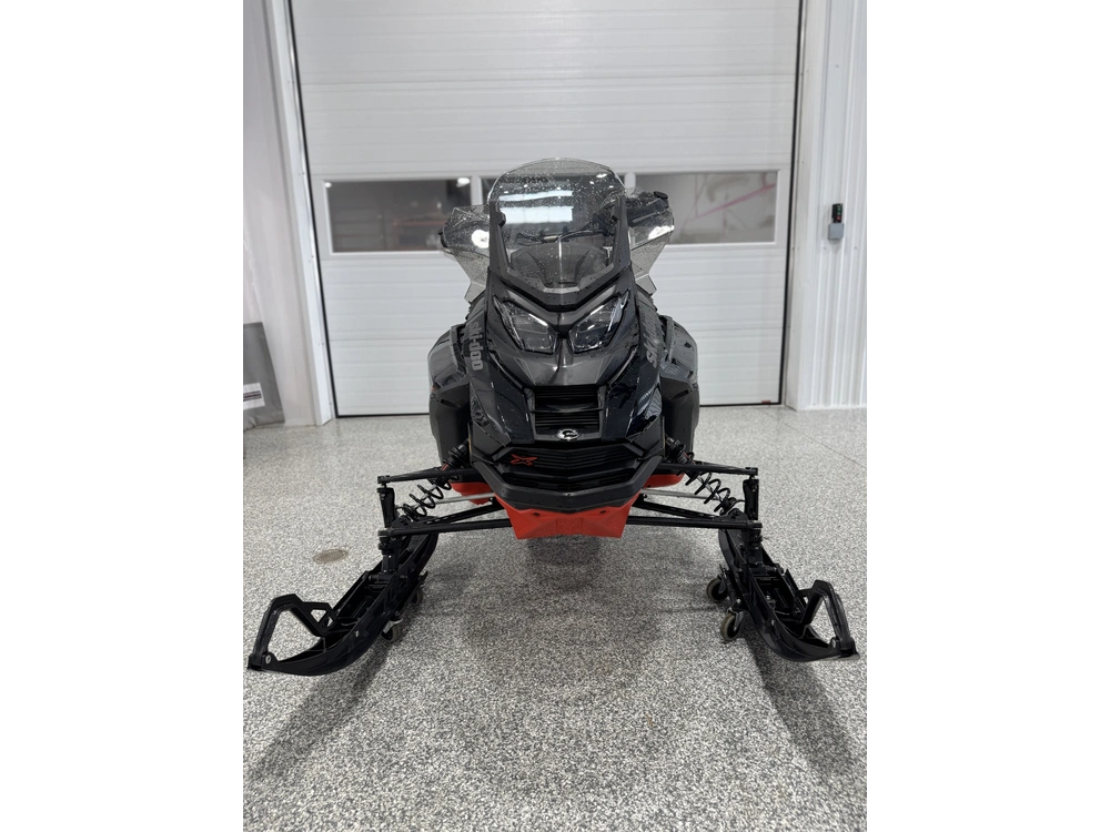 2024 Ski-doo Renegade X 900 Ace Turbo R alt