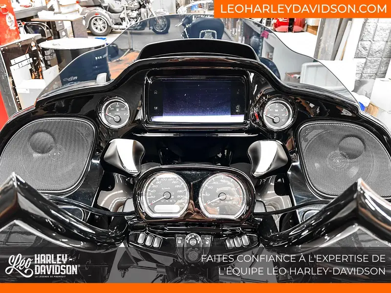 2023 Harley-Davidson FLTRT Road Glide 3