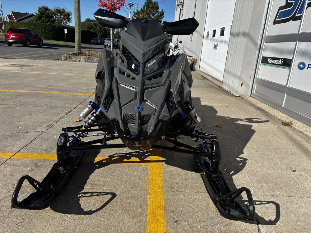 Polaris Patriot 9r Switchback Assault 146 2025 alt