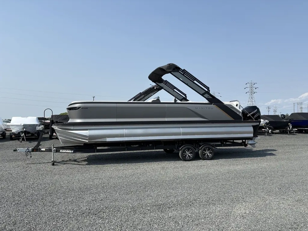 2025 Manitou Explore Switchback 26 Trifold Shp575 alt