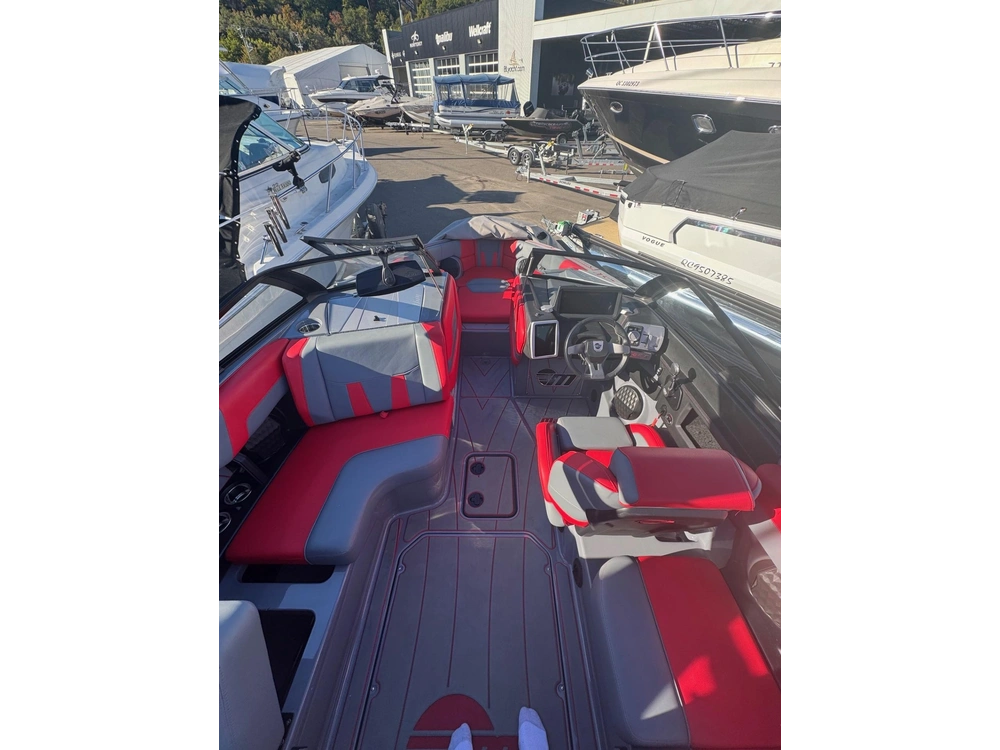 Malibu 23 Lsv 2022 alt