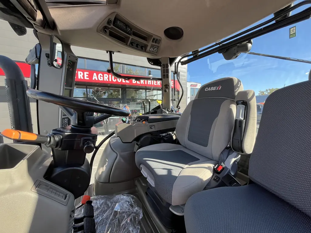 2021 Case IH Vestrum 100 CVX