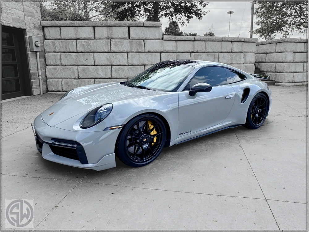 2021 Porsche 911 Turbo S alt