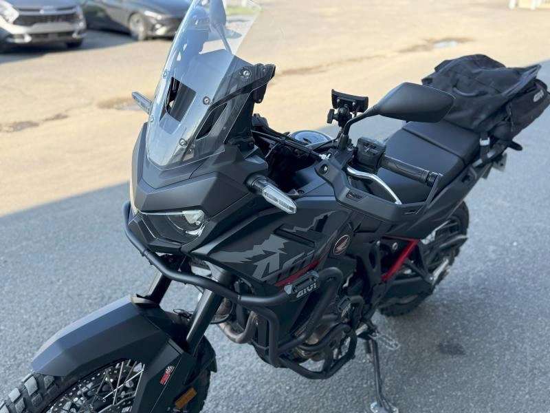 2025 Honda Africa Twin alt