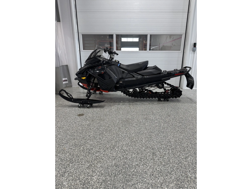 2024 Ski-doo Renegade X 900 Ace Turbo R alt