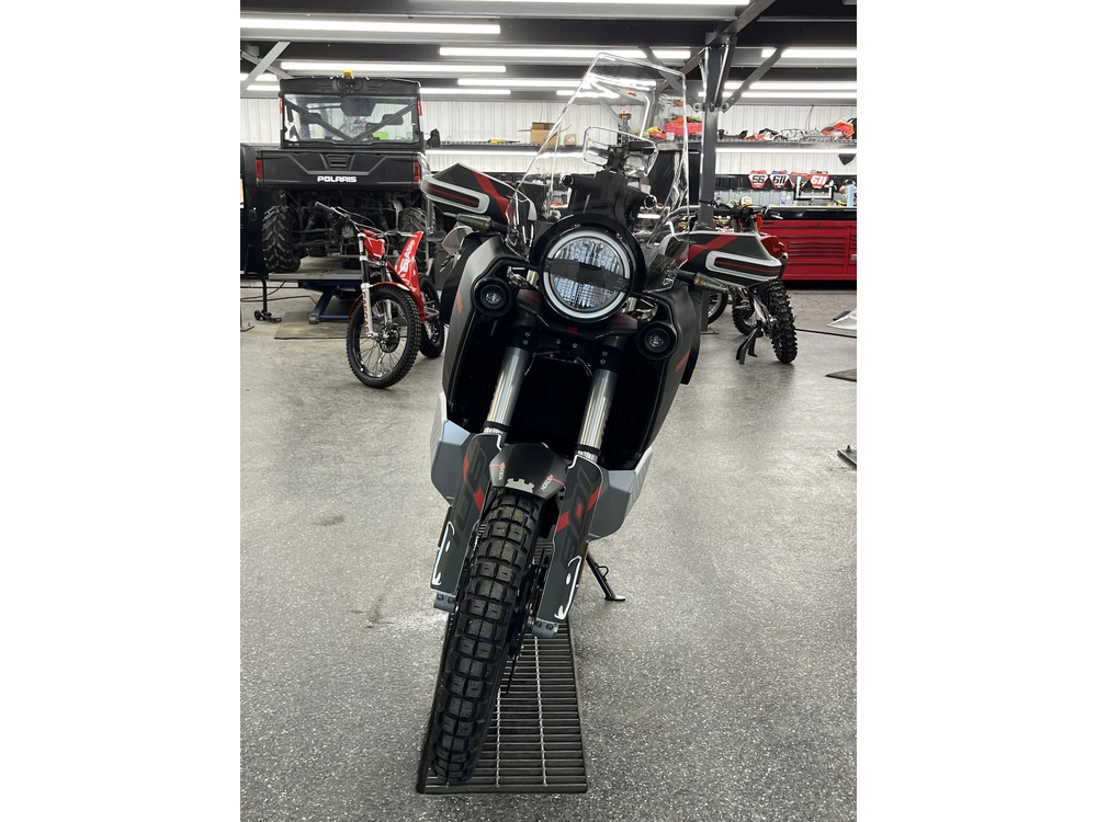 Husqvarna Norden 901 Expeditio 2025 alt