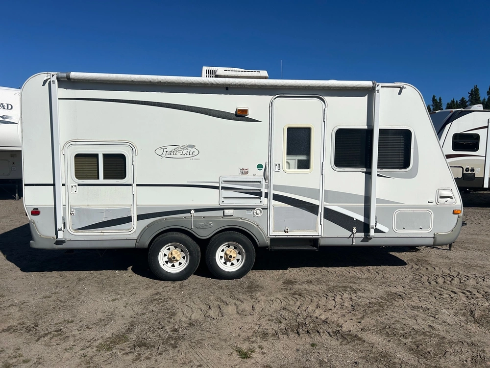 Trail-lite By R-vision Tl821 2004 alt