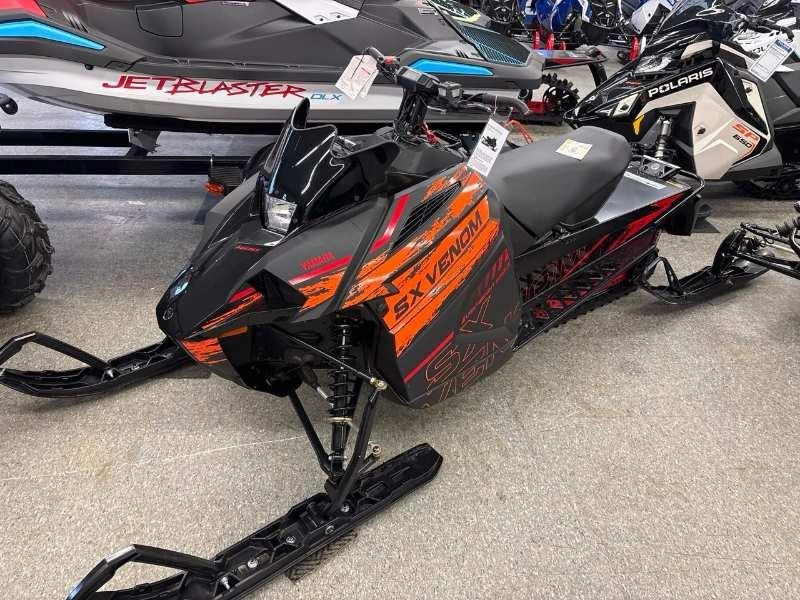 2025 Yamaha Sxvenom alt