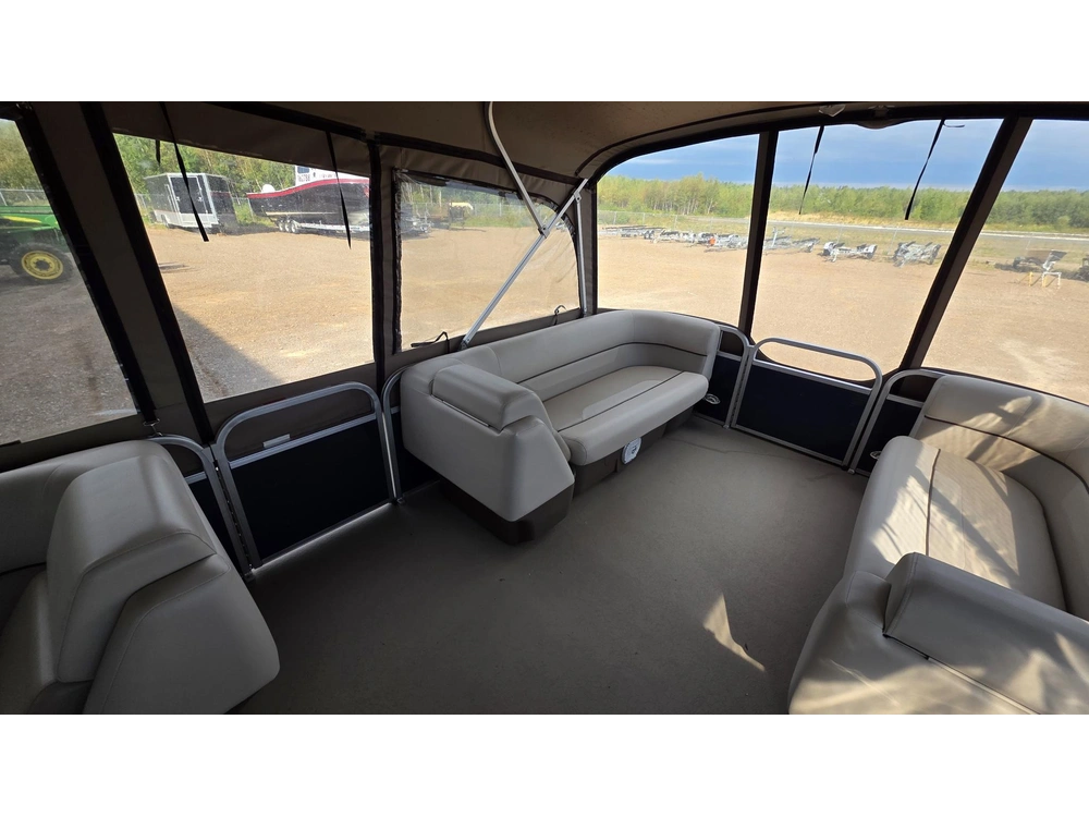 Princecraft Vectra 21 2015 alt