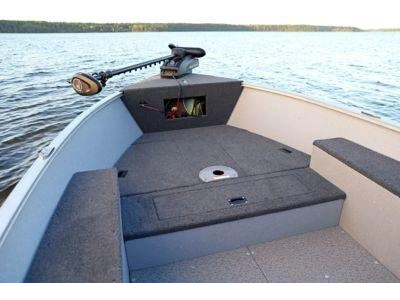 2026 Lund Boat Co 1600 Fury Tiller alt