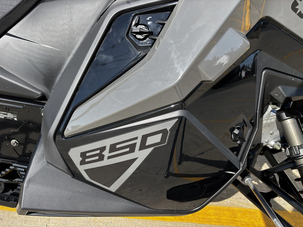 2024 Polaris 850 Switchback Xc 146 alt
