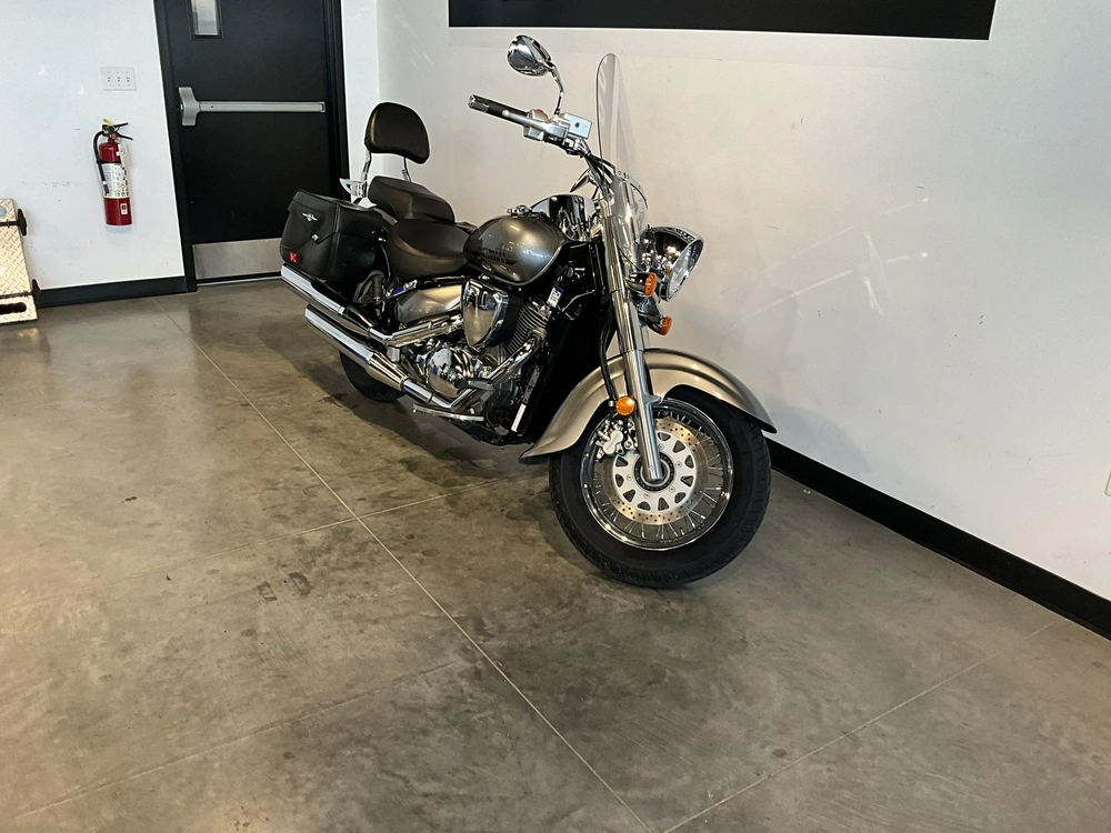 Suzuki Vl800 2018 alt