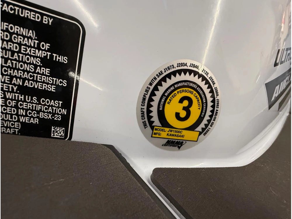 2025 Kawasaki Ultra 160 Lx-s Angler alt