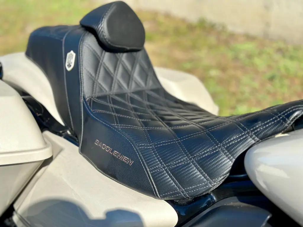 Harley-Davidson FLTRXST Road GlideFLTRXST 2023