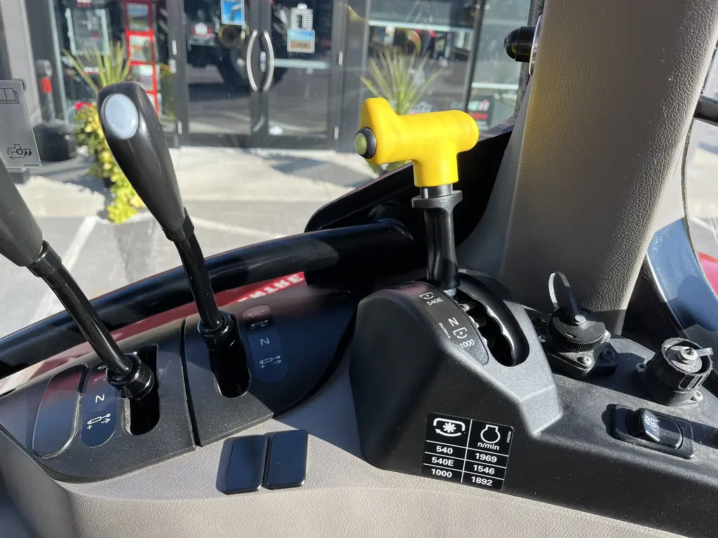 2021 Case IH Vestrum 100 CVX