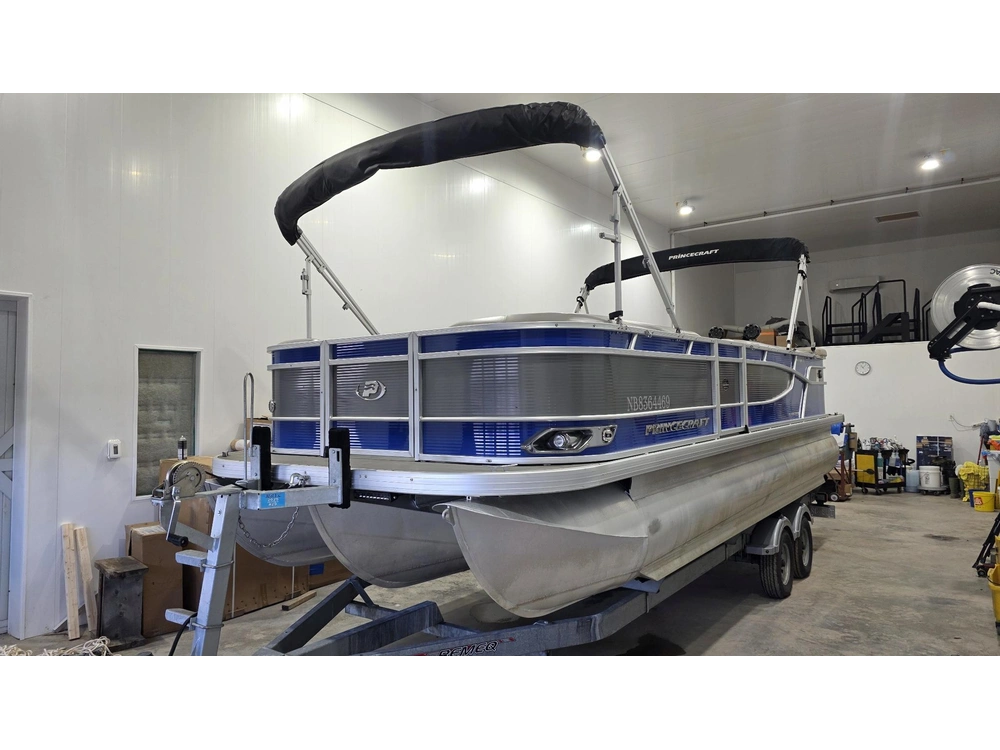 Princecraft Vectra 23 2022 alt