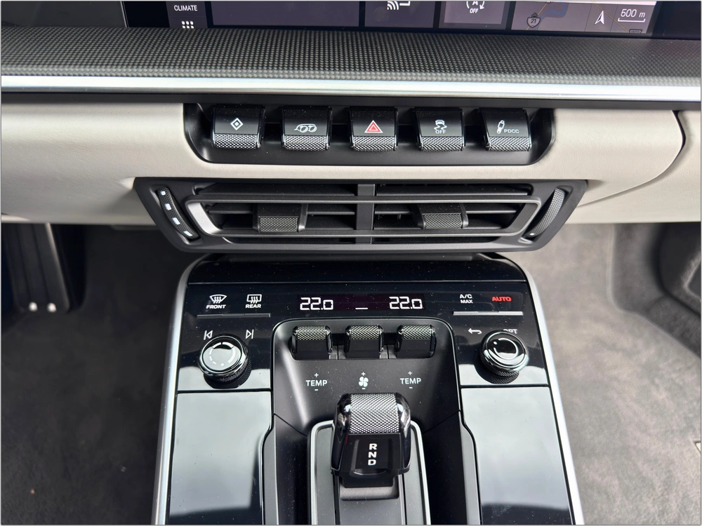 2021 Porsche 911 Turbo S alt