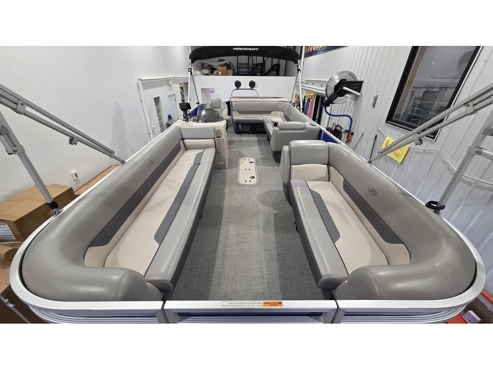 Princecraft Vectra 23 2022 alt