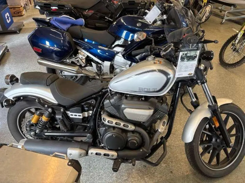 2015 Yamaha Bolt R-Spec