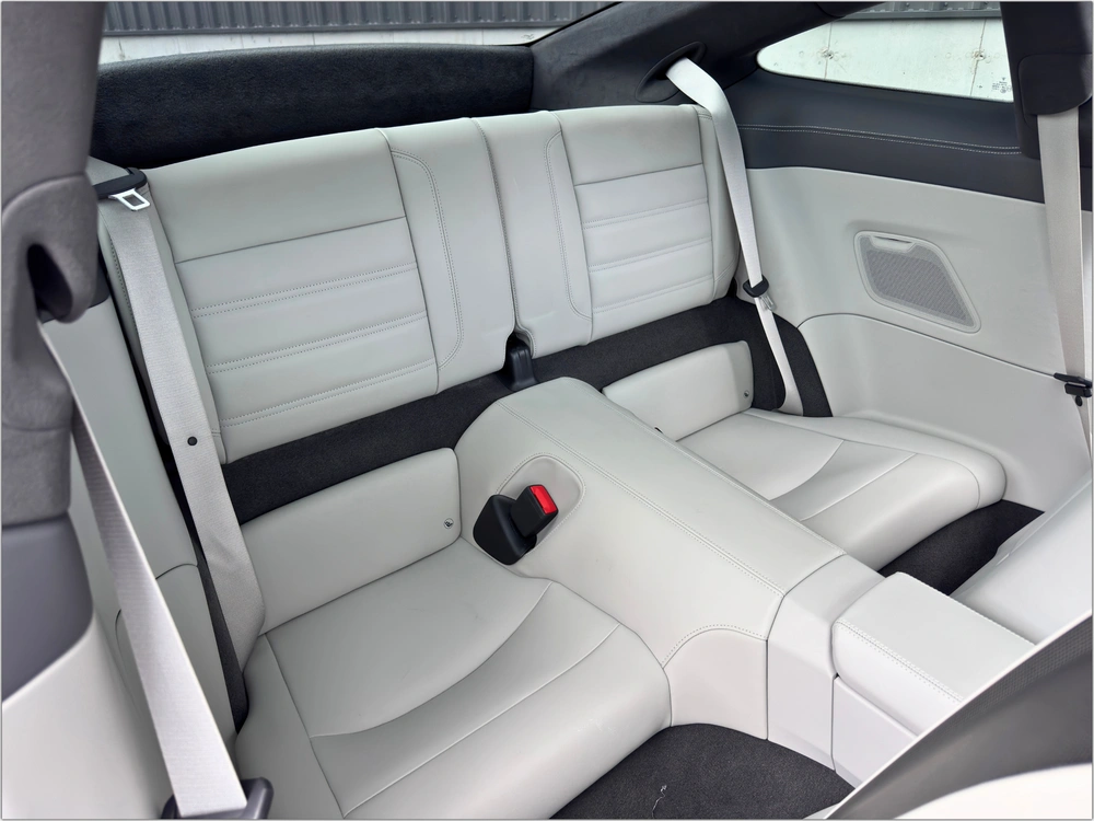 2021 Porsche 911 Turbo S alt