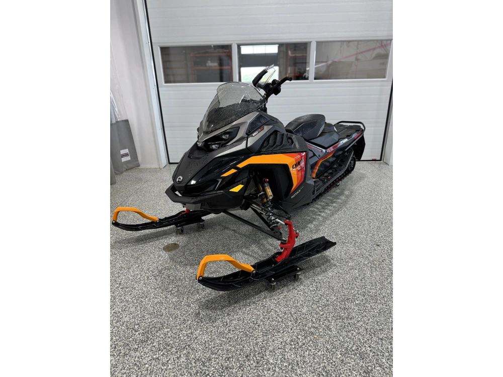 2025 Lynx Rave Gls 850 R alt