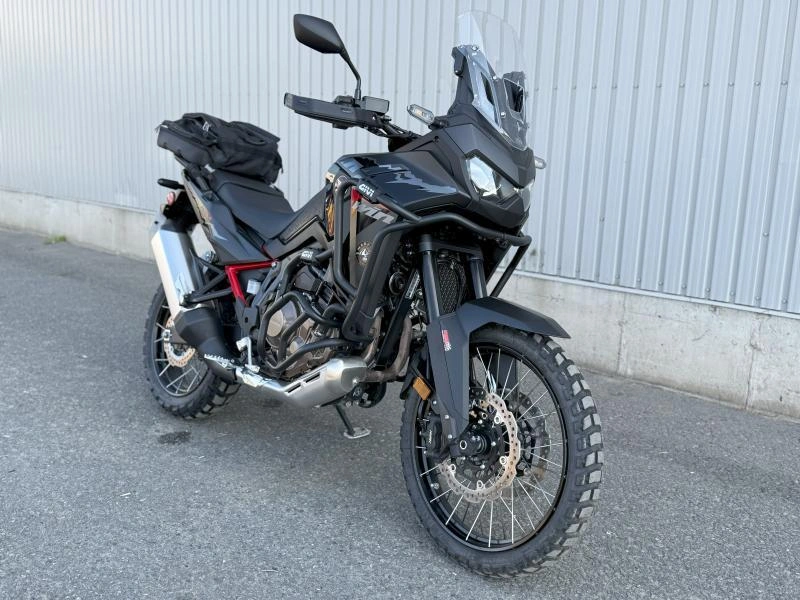 2025 Honda Africa Twin alt
