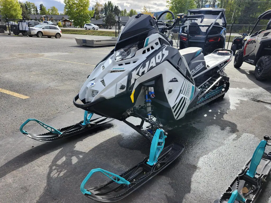 2025 Polaris Boost RMK KHAOS 165 - Electric Start & 7S Display - **DEALER TESTED**