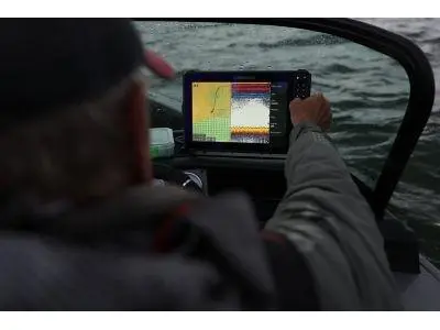Lund Boat Co 1875 PRO V SPORT 2026