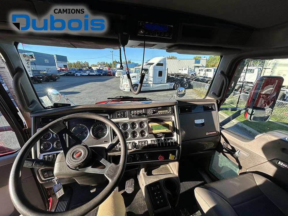 2012 Kenworth T440 alt